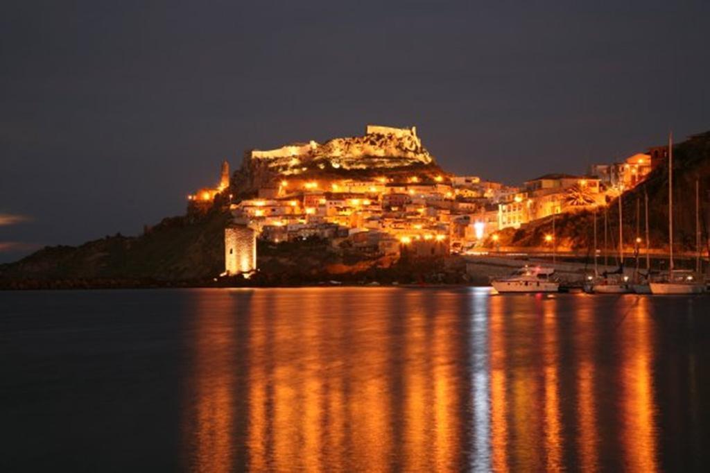 B&B L'Alba Nel Golfo Castelsardo Buitenkant foto